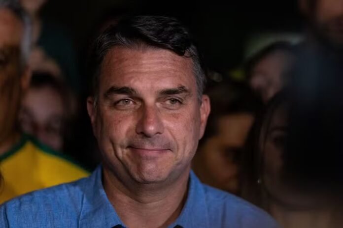 116473801-pa-brasilia-df-04-10-2026-eleicoes-2026-pronunciamento-do-candidato-a-presidencia-da-r.avif.jpeg