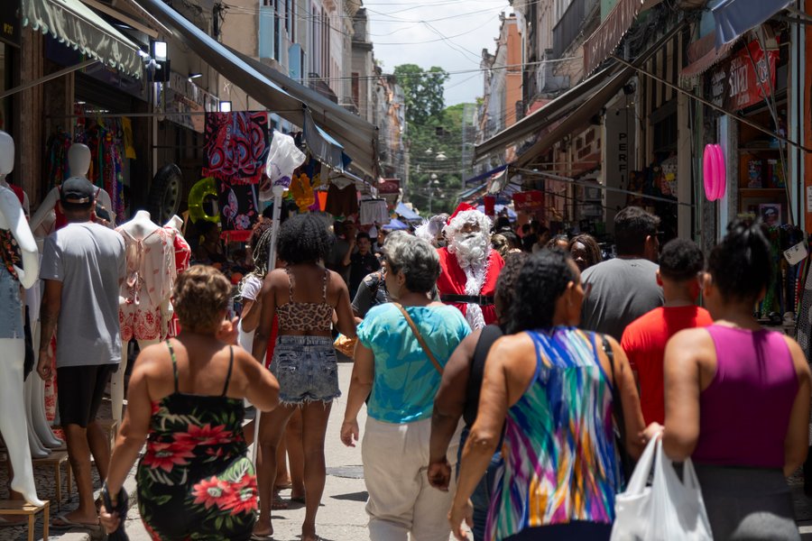 1792414237_109532574-ri-rio-de-janeiro-rj-24-12-2024-natal-na-saara-centro-da-cidade.-foto-leo-martins-.jpg