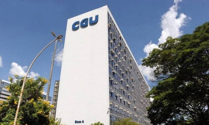 74162082-fachada-do-predio-da-cgu-governo-federal-expulsou-506-servidores-publicos-em-2017-a-maior-p.jpg