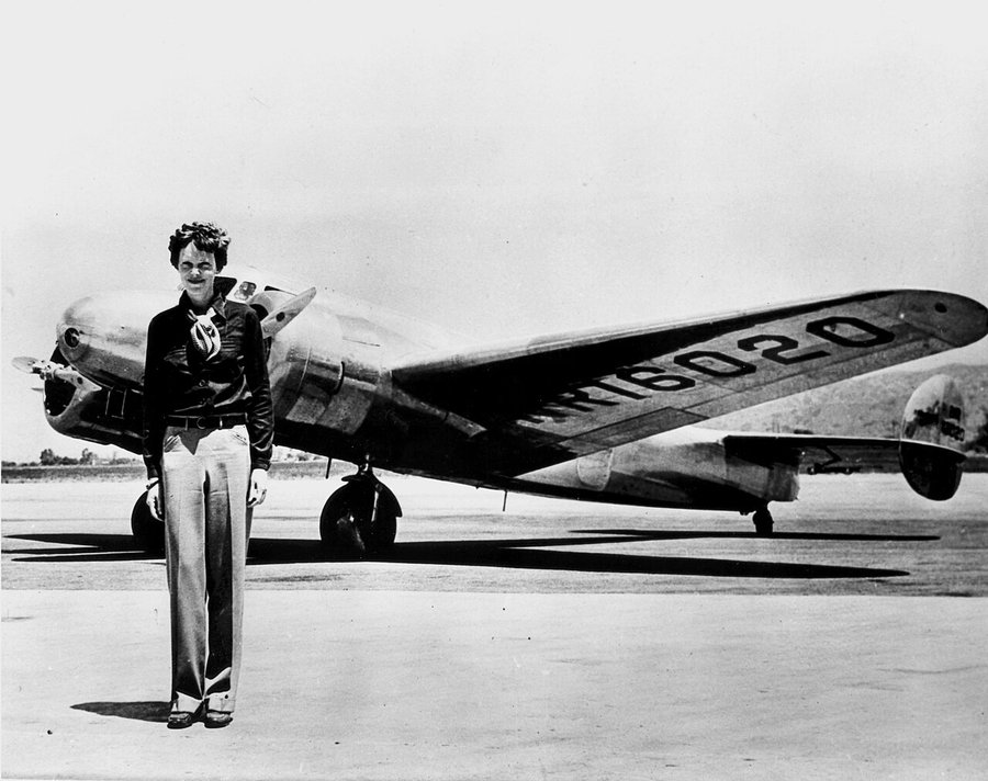 amelia-earhart-gpn-2002-000211-restored-.jpg